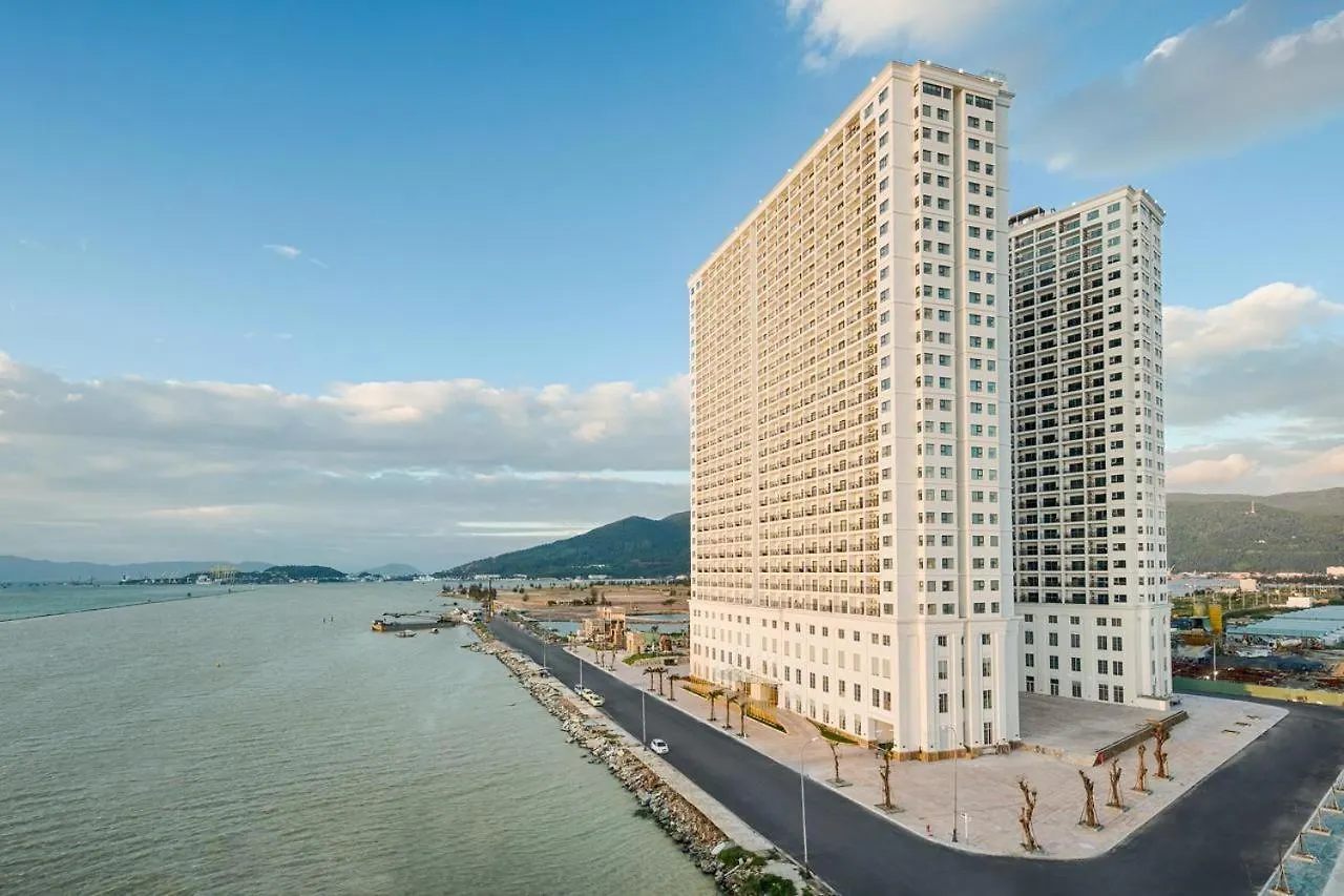 Danang Apartment With Sea View - Balcony 酒店