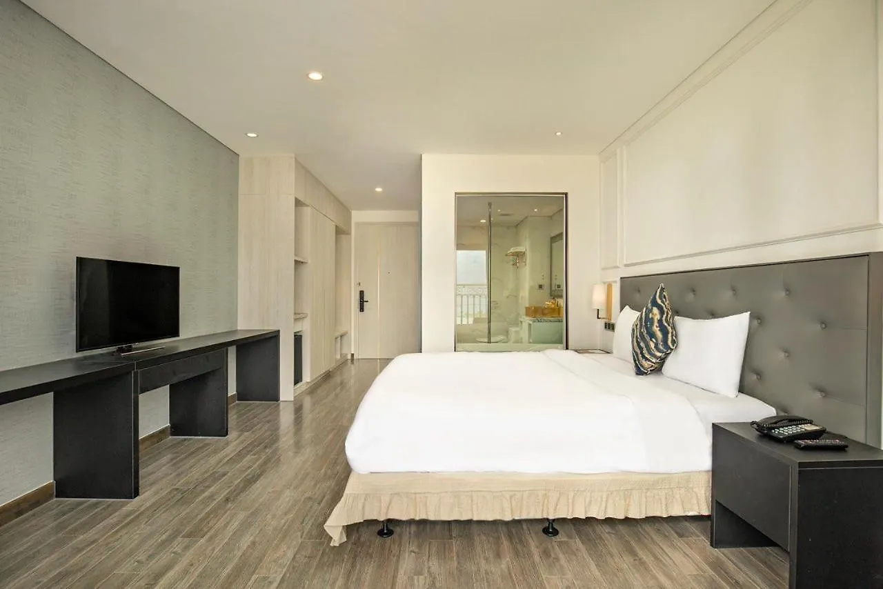 Danang Apartment With Sea View - Balcony 0*, Da Nang
