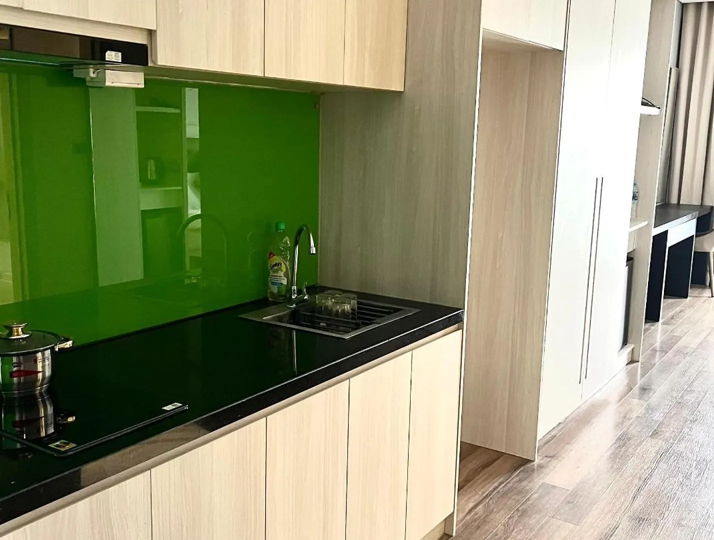 Danang Apartment With Sea View - Balcony 0*, Da Nang
